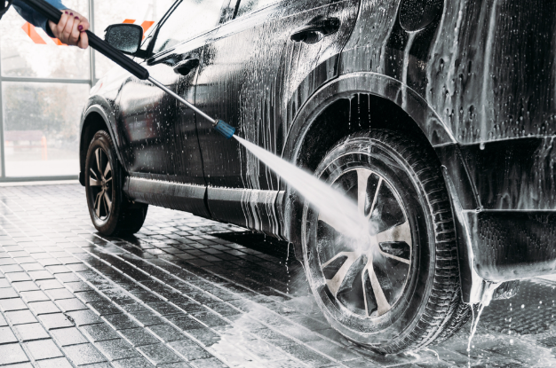 Professional car washing service